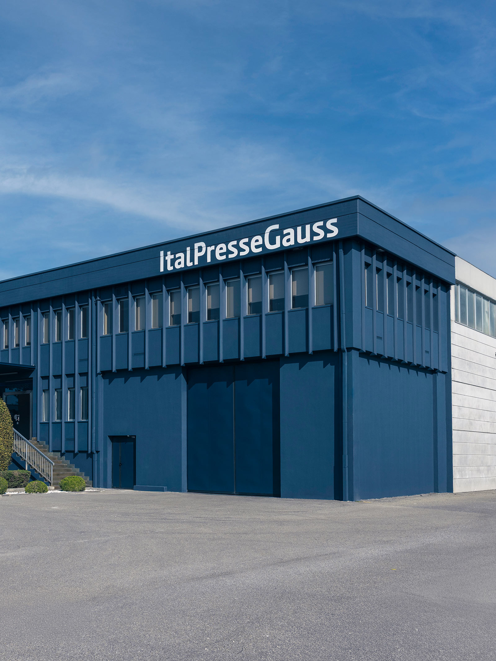 5B_5859_ABOUT-mobile_post